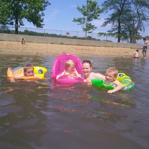 Meet your Posher, Angela